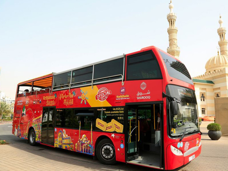 Sharjah: Hop On Hop Off Bus Tour