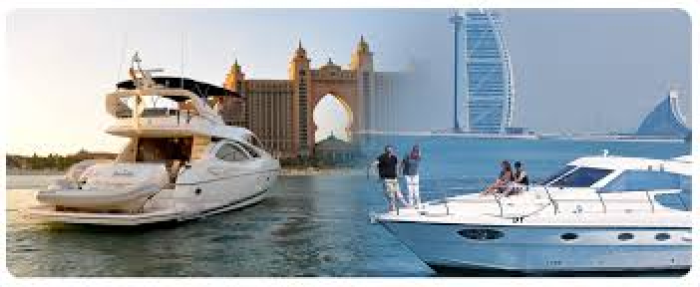 Dubai luxury yacht tour