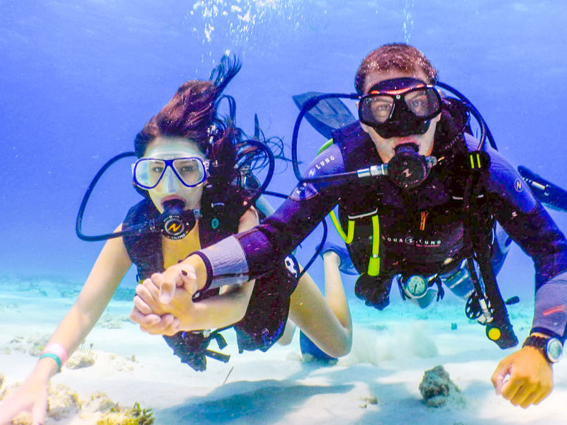 Scuba Diving in Dubai Jumeirah Beach