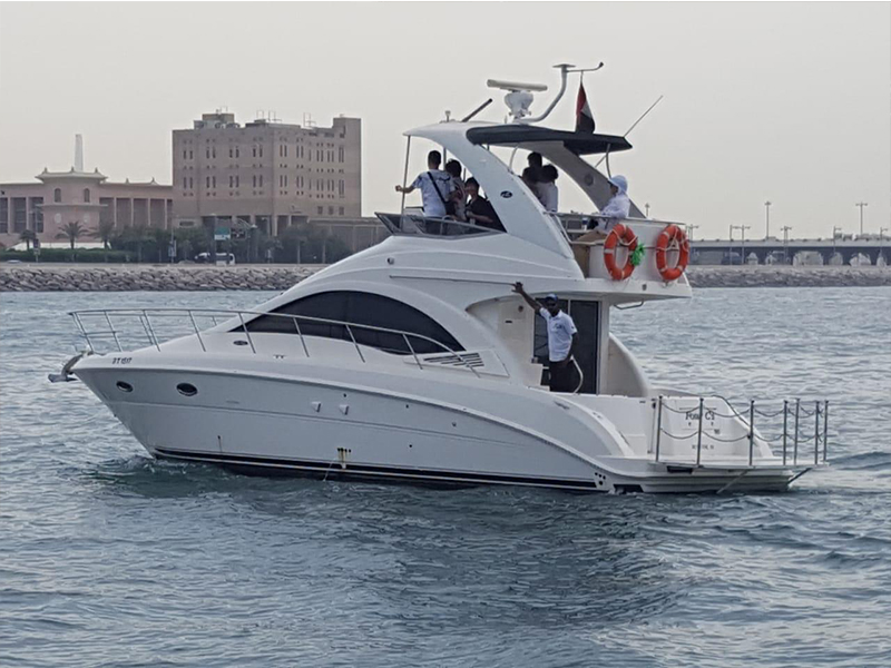 Luxury Yacht Rental Dubai