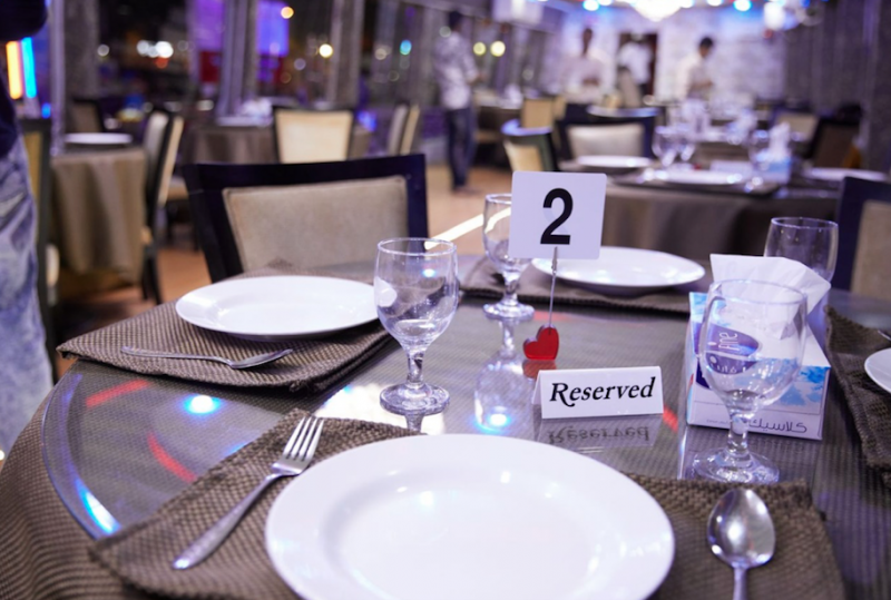 Dubai Dhow Cruise Dinner in Deira Creek
